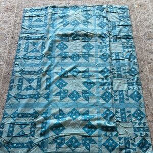 Blue Patchwork-Style Home Bedding Throw Blanket